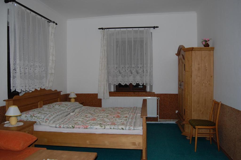 Penzion Selsky Dvur Raspenava Cameră foto